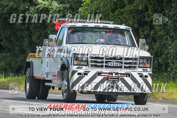 GP2406-3944-C_LOGO_ON_PHOTO