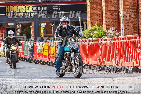 TW2508-008_LOGO_ON_PHOTO