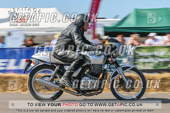 GP2508-6547-C_LOGO_ON_PHOTO