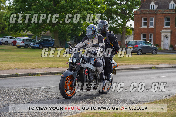 RS2207_6817