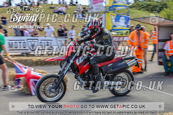 PR2408-01571-C_LOGO_ON_PHOTO
