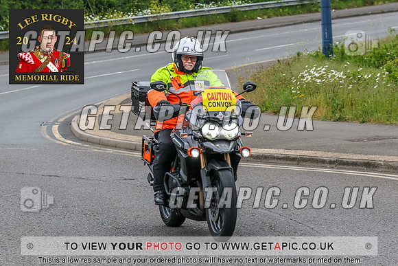MWA2405-12-C_LOGO_ON_PHOTO