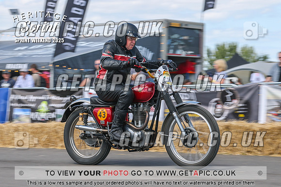 GP2508-4389-C_LOGO_ON_PHOTO