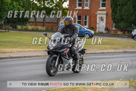 RS2207_8470