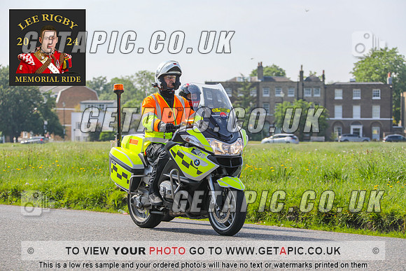 GP2405-3585_LOGO_ON_PHOTO