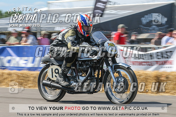 GP2508-5863-C_LOGO_ON_PHOTO