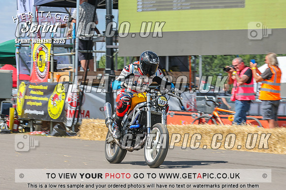 GP2508-4013_LOGO_ON_PHOTO