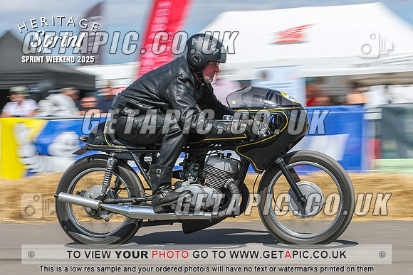 GP2508-3946-C_LOGO_ON_PHOTO