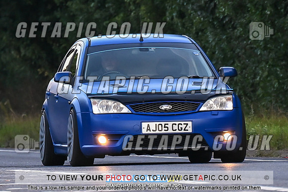 SH2409-0013-C_LOGO_ON_PHOTO