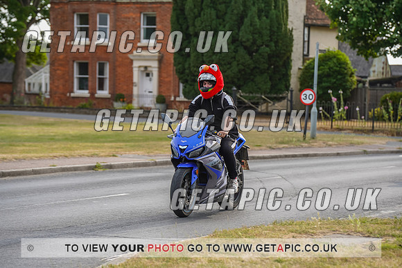 RS2207_7626