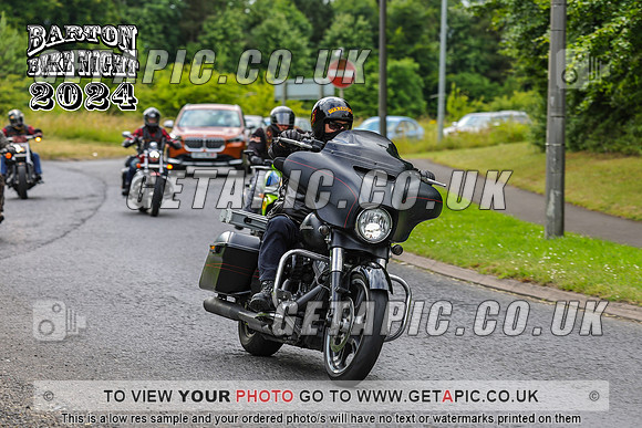 PR2407-2063_LOGO_ON_PHOTO