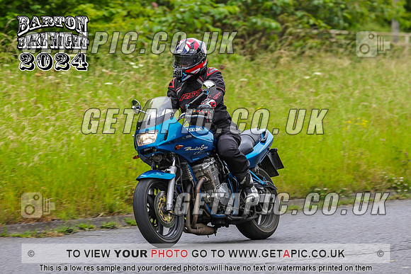 PR2407-135_LOGO_ON_PHOTO