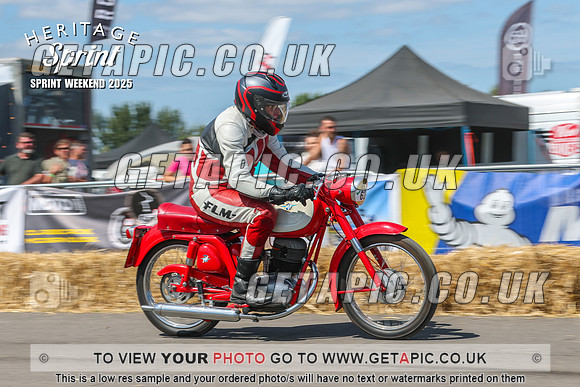 GP2508-4713_LOGO_ON_PHOTO
