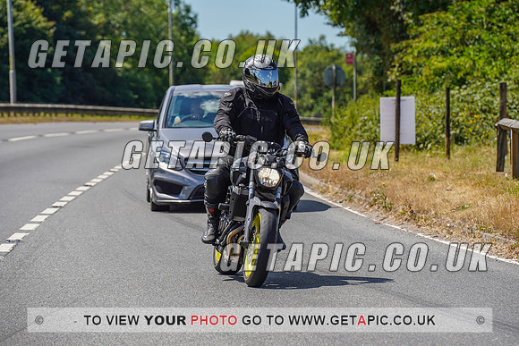 RS2207_9915