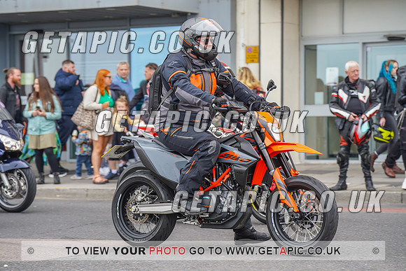 RS2205_9744
