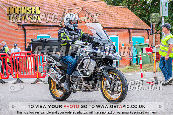 TW2508-1714_LOGO_ON_PHOTO