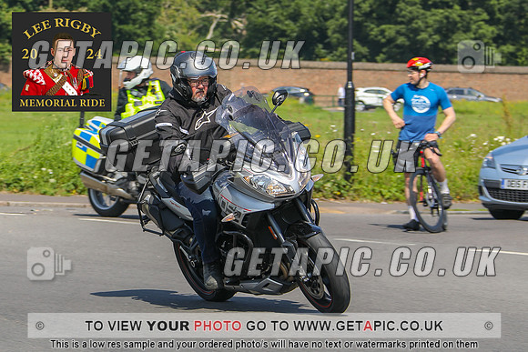 GP2405-4574-C_LOGO_ON_PHOTO