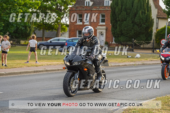 RS2207_8782