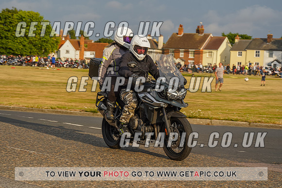 RS2207_8644