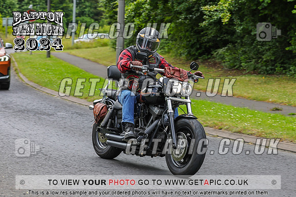 PR2407-2073_LOGO_ON_PHOTO