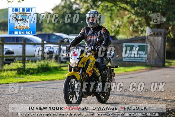 PR2506-08832_LOGO_ON_PHOTO