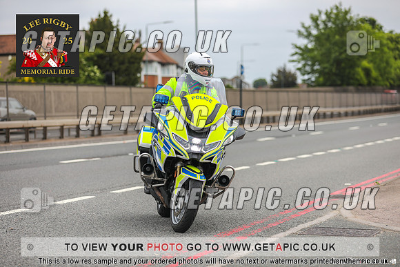 GP2505-121_LOGO_ON_PHOTO