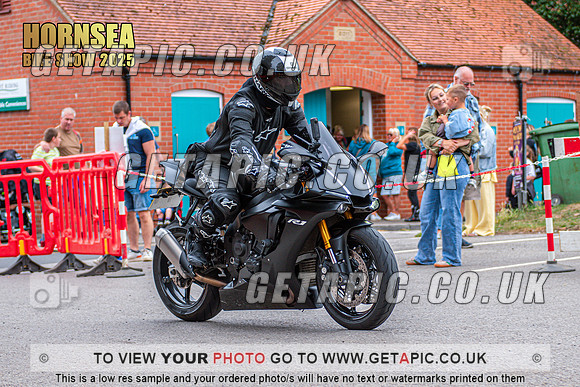 TW2508-3557_LOGO_ON_PHOTO