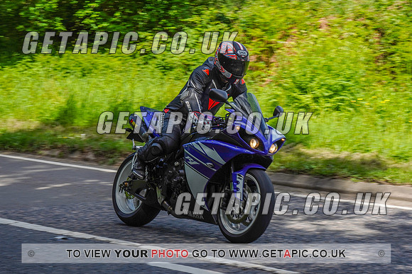 RS2205_17152