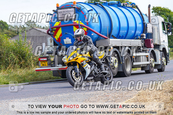 SS2408-3833