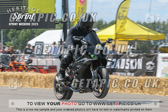 GP2508-5660-C_LOGO_ON_PHOTO