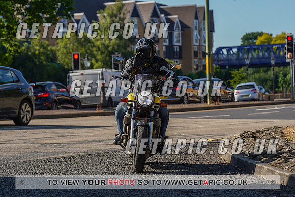 RS2207_3467