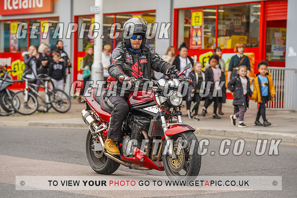 RS2205_3904