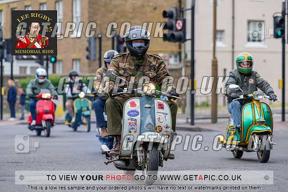 MW2505-20914_LOGO_ON_PHOTO