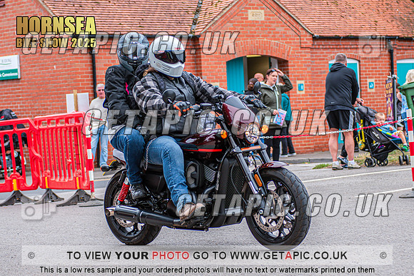 TW2508-4624_LOGO_ON_PHOTO
