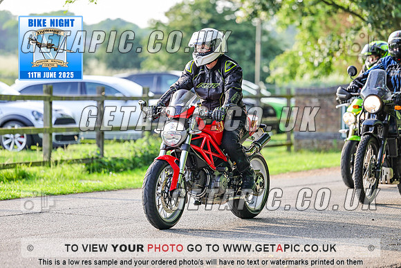 PR2506-07896_LOGO_ON_PHOTO