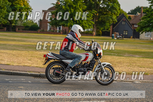RS2207_9028