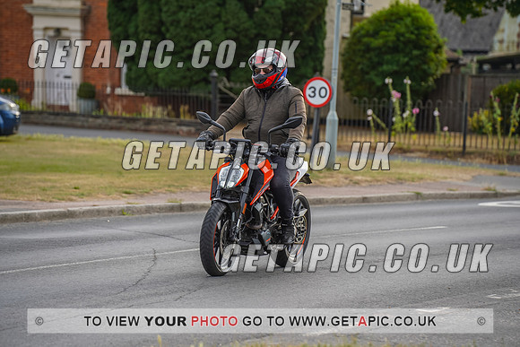 RS2207_8464