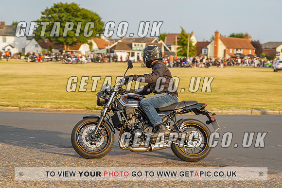 RS2207_9032