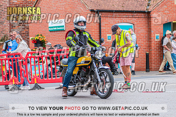TW2508-2940_LOGO_ON_PHOTO