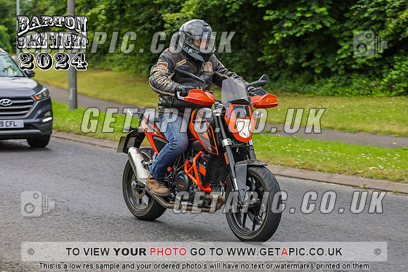PR2407-2679_LOGO_ON_PHOTO