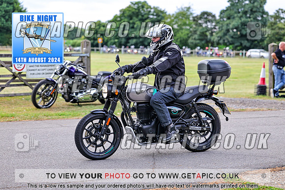 PR2408-13435_LOGO_ON_PHOTO