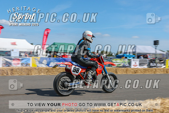 GP2508-3298_LOGO_ON_PHOTO