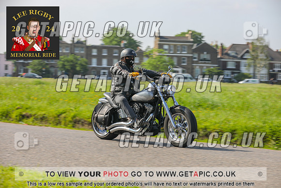 GP2405-3184_LOGO_ON_PHOTO