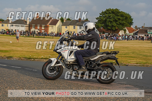 RS2207_8634