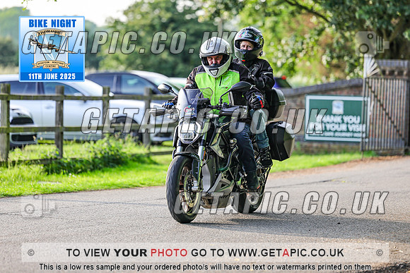 PR2506-07913_LOGO_ON_PHOTO