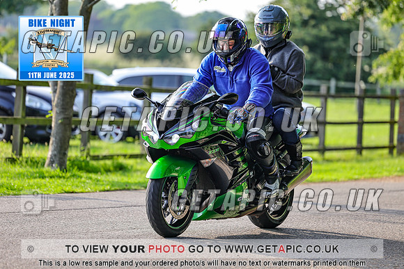 PR2506-07097_LOGO_ON_PHOTO