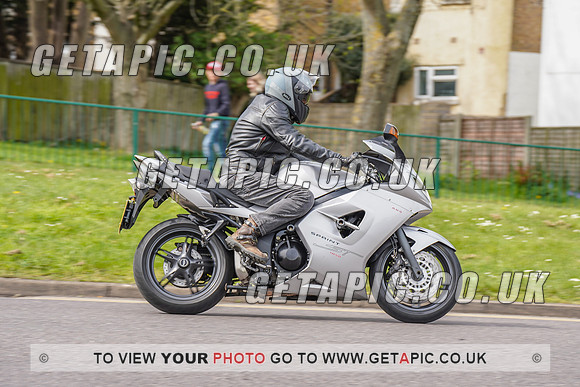 RS2204_9454