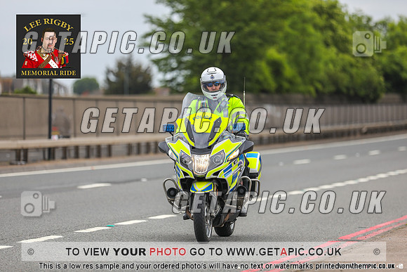 GP2505-131_LOGO_ON_PHOTO