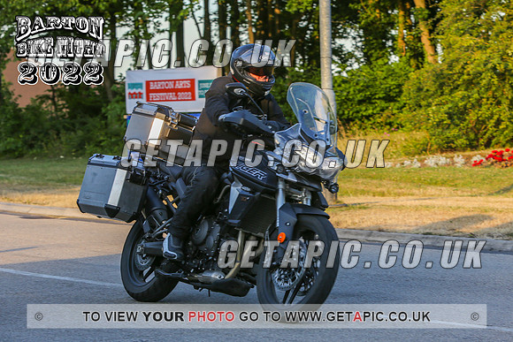 SB2207-16092_WITH_LOGO_ON_PHOTO