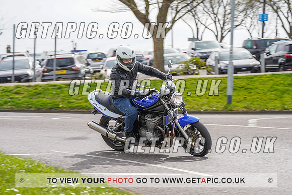 RS2204_10043
